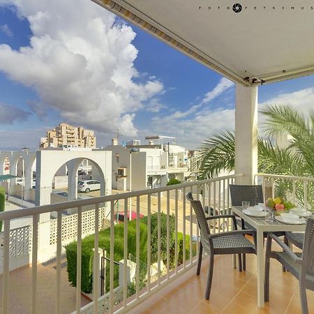 Apartment With Pool, Sea Views & Balcony Less Than 10Min Walk To La Mata Beach! Торевиеха Екстериор снимка