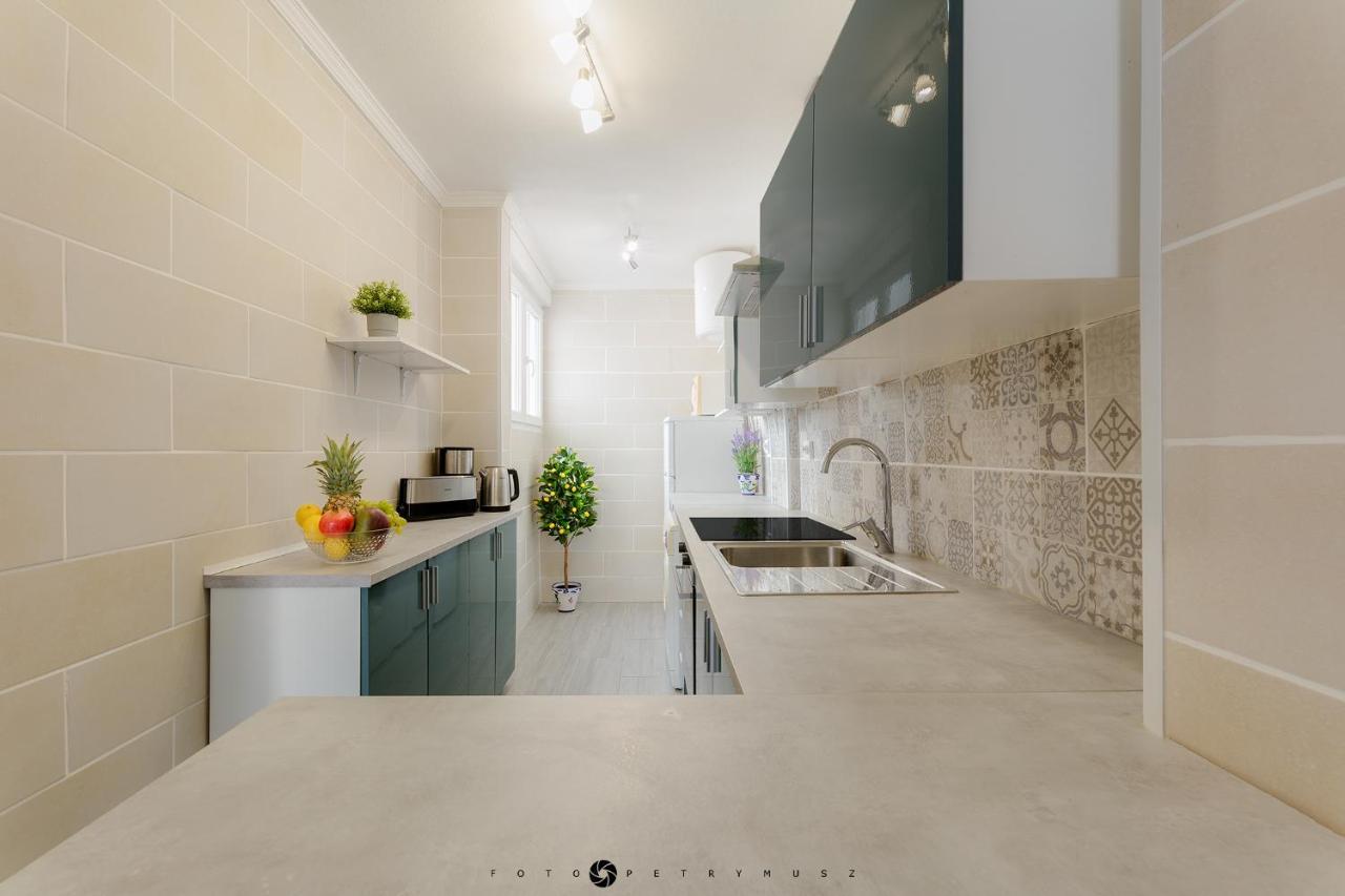 Apartment With Pool, Sea Views & Balcony Less Than 10Min Walk To La Mata Beach! Торевиеха Екстериор снимка
